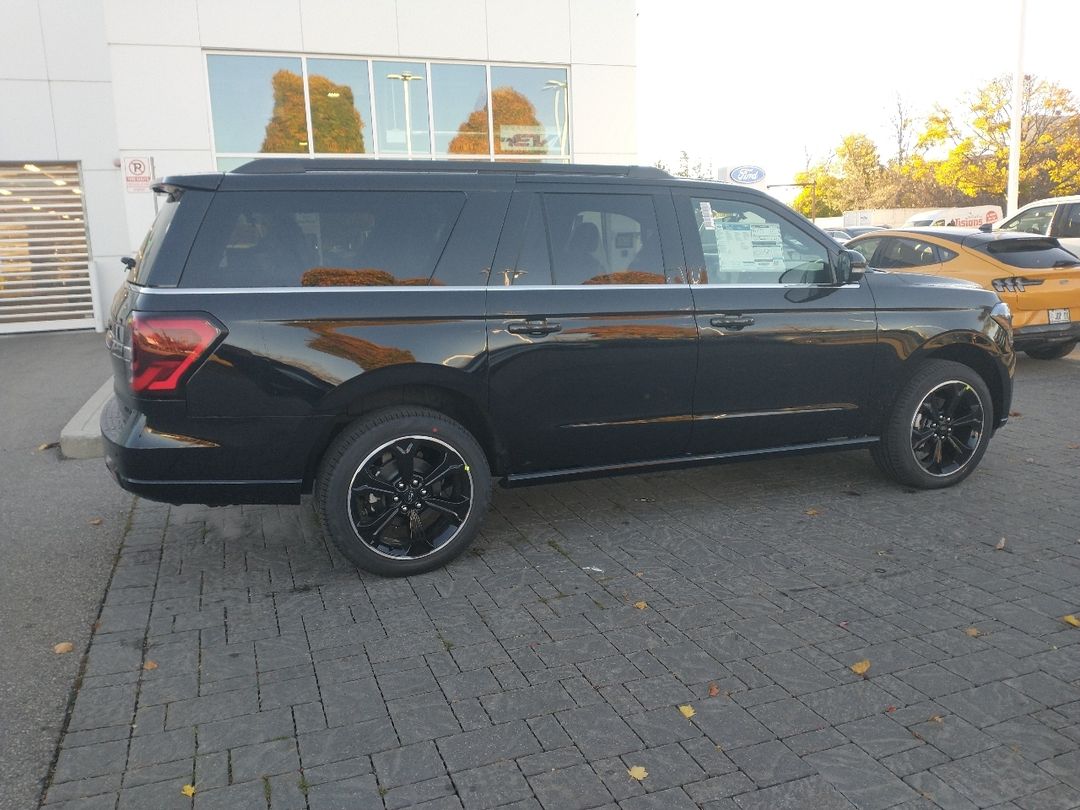 new 2024 Ford Expedition car, priced at $105,135