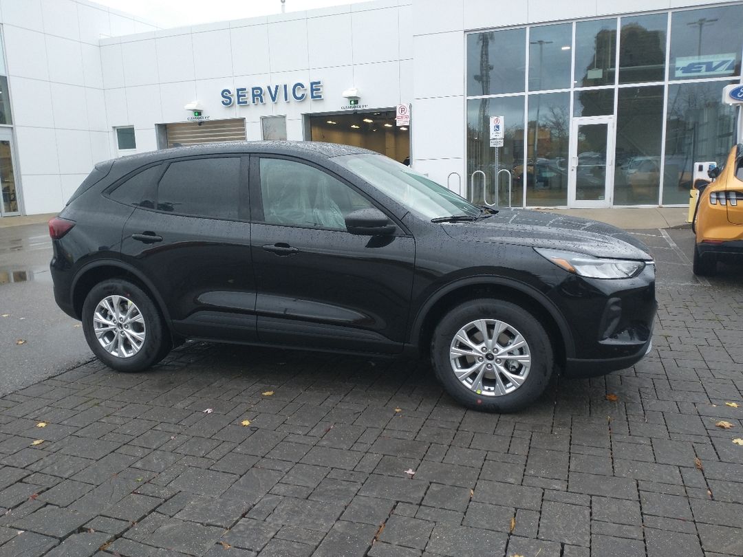 new 2025 Ford Escape car, priced at $39,244