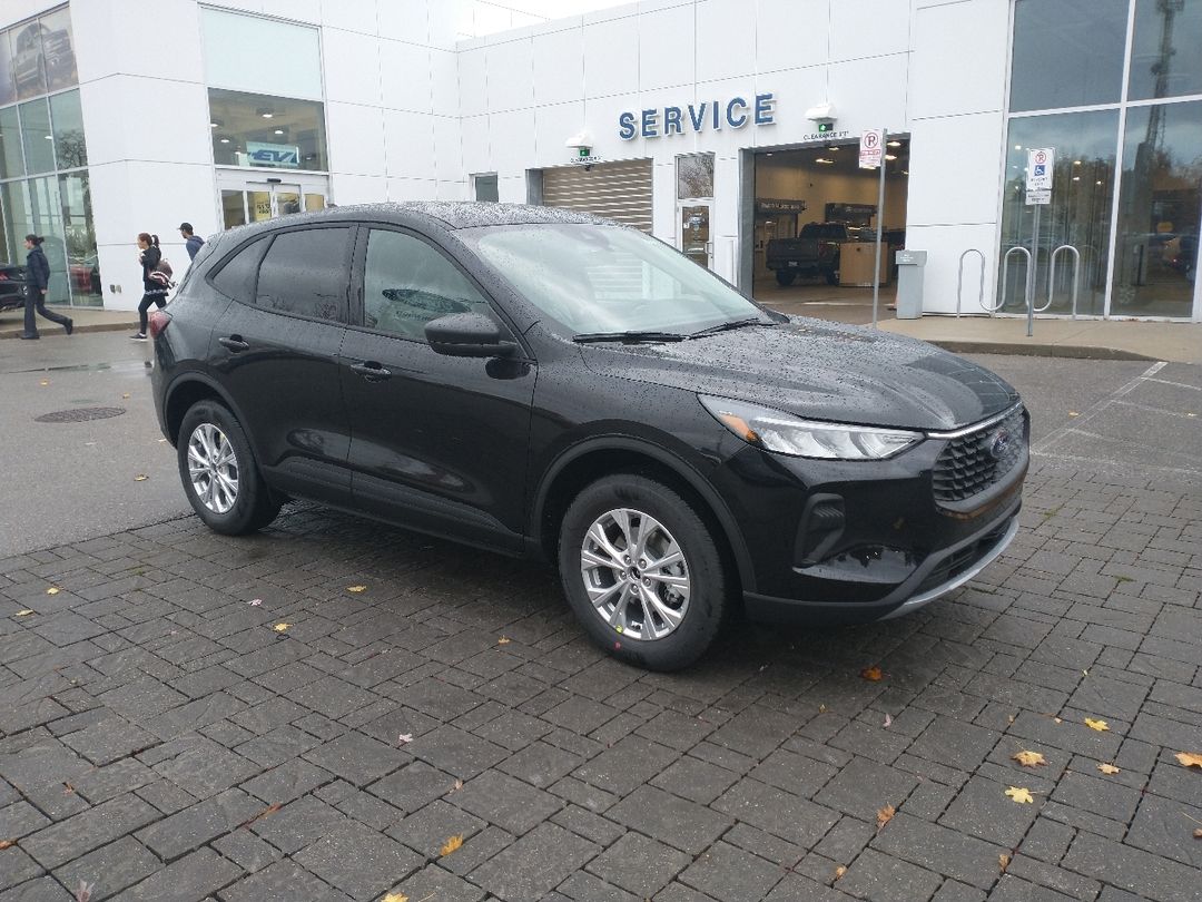 new 2025 Ford Escape car, priced at $39,244