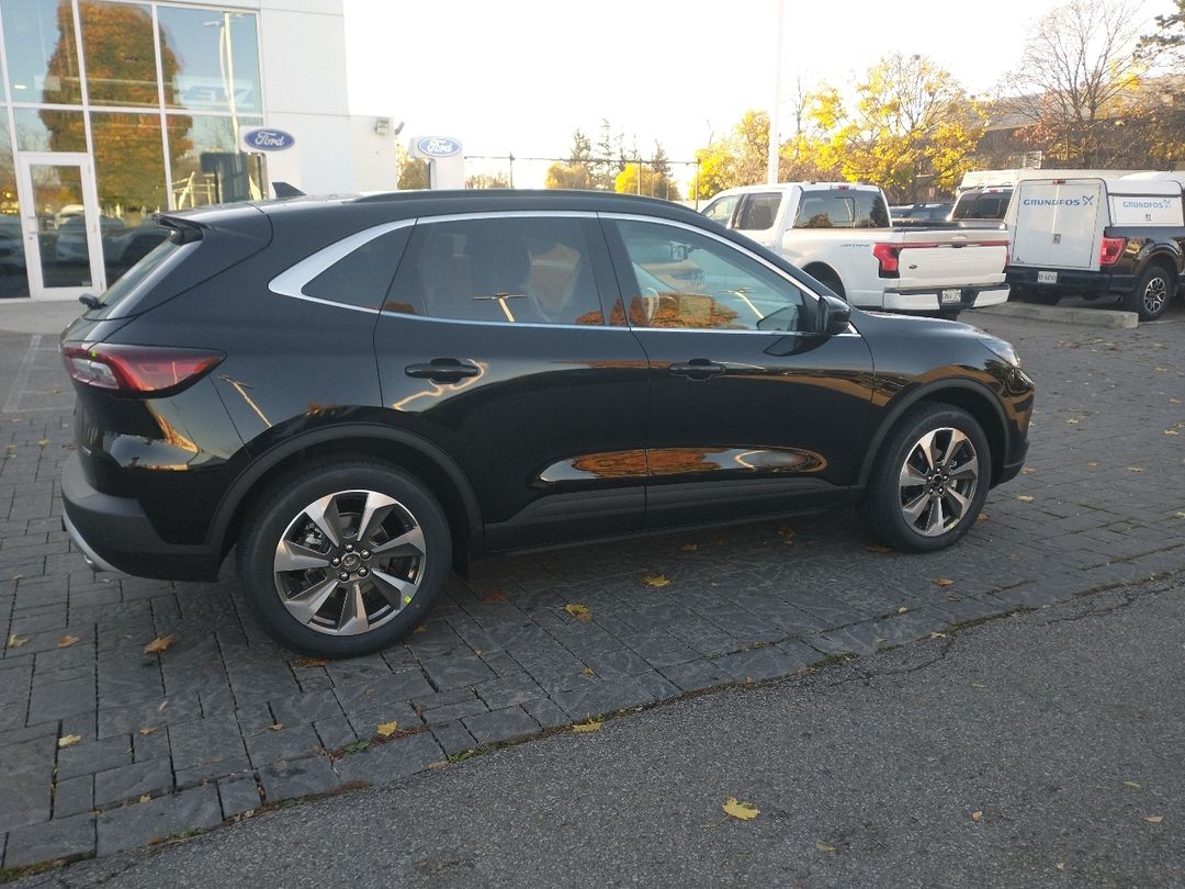 new 2025 Ford Escape car, priced at $50,394