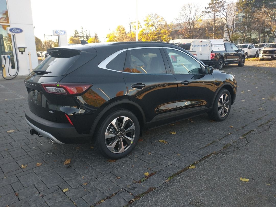 new 2025 Ford Escape car, priced at $50,394