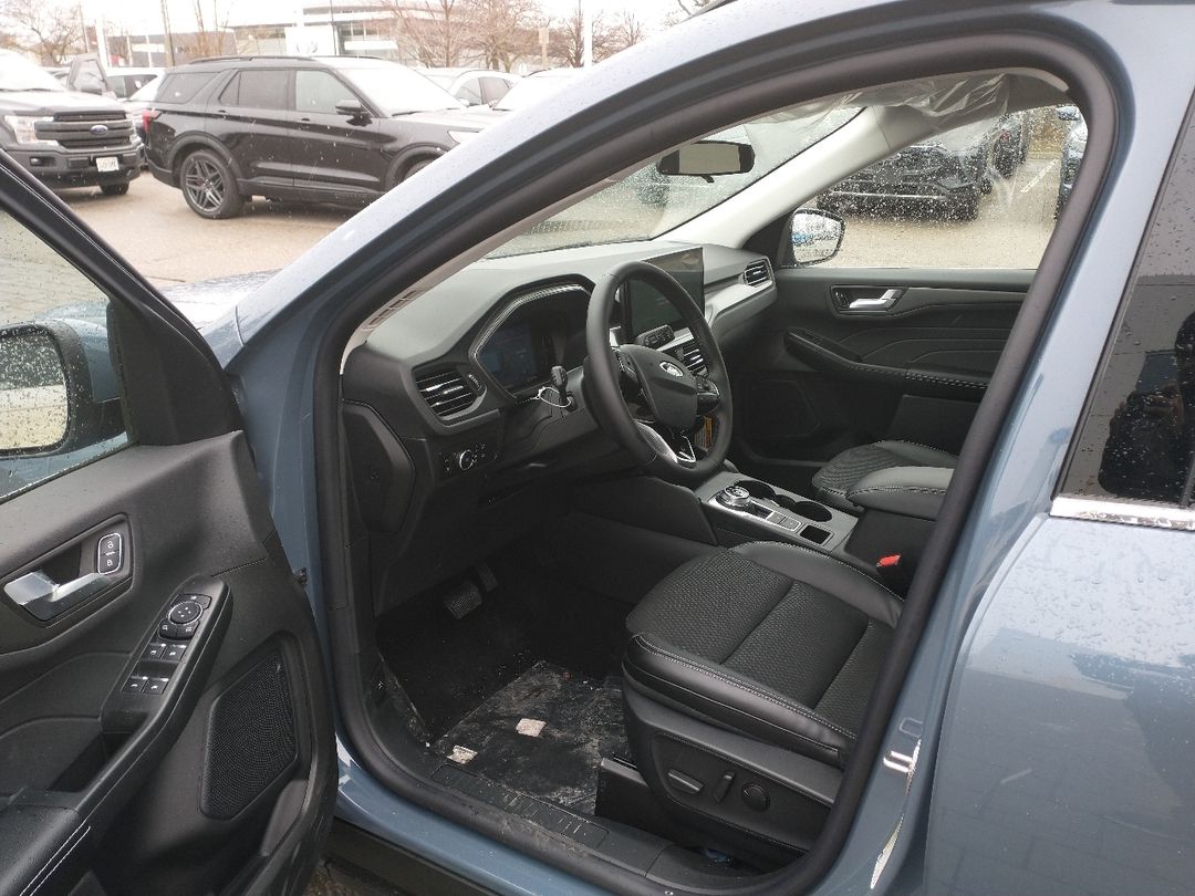 new 2025 Ford Escape car, priced at $44,594