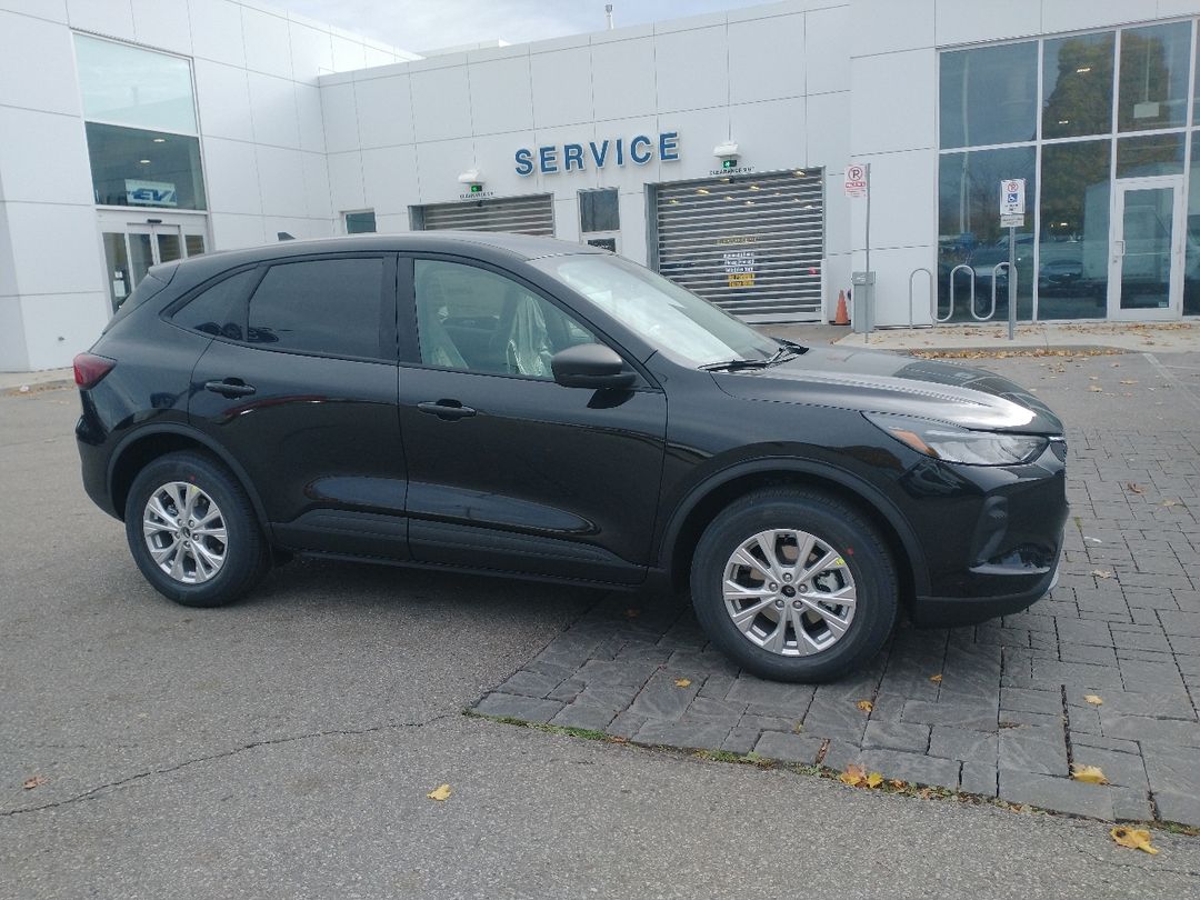 new 2025 Ford Escape car, priced at $38,594