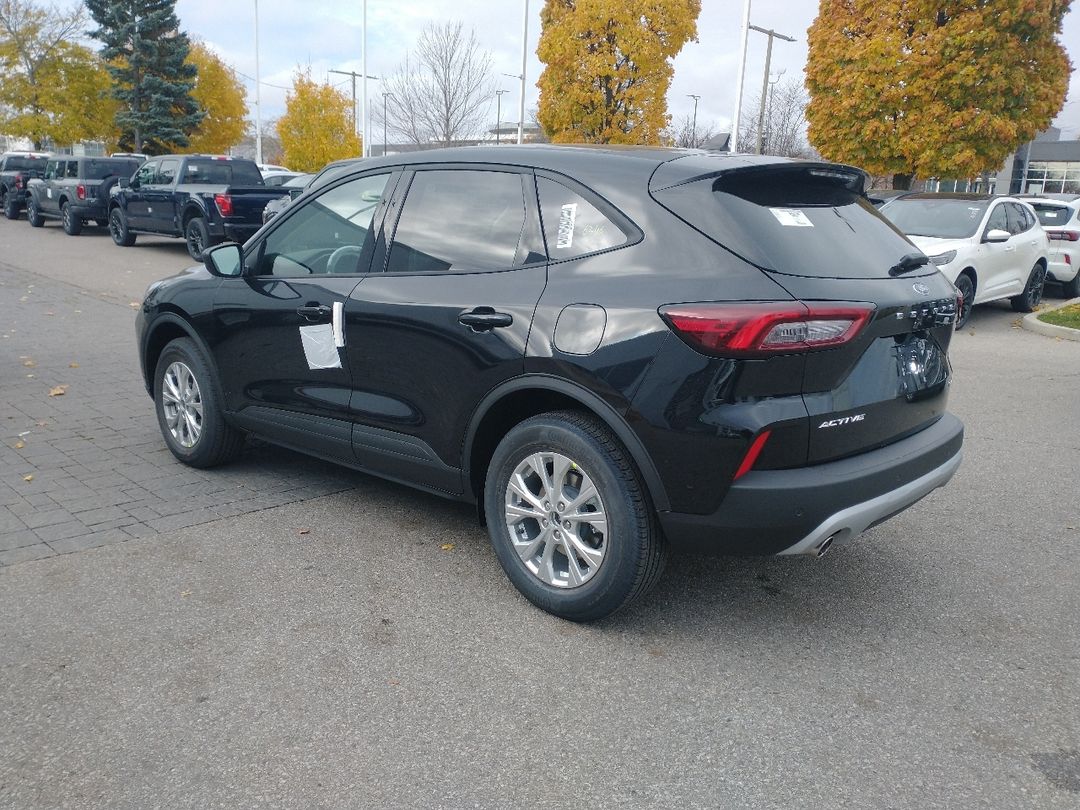 new 2025 Ford Escape car, priced at $38,594