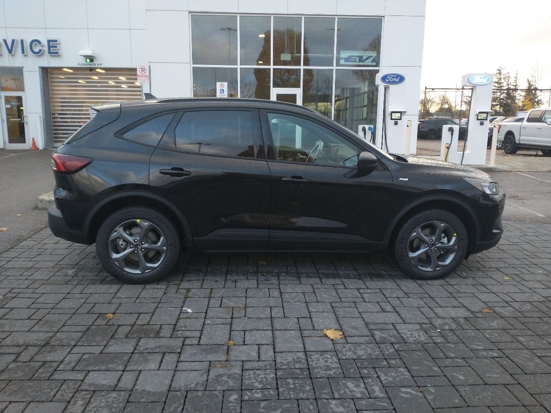 new 2025 Ford Escape car, priced at $37,094