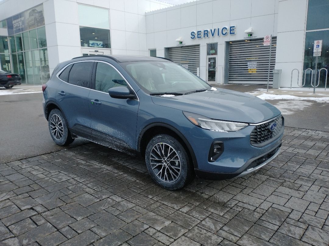 new 2025 Ford Escape car, priced at $44,894