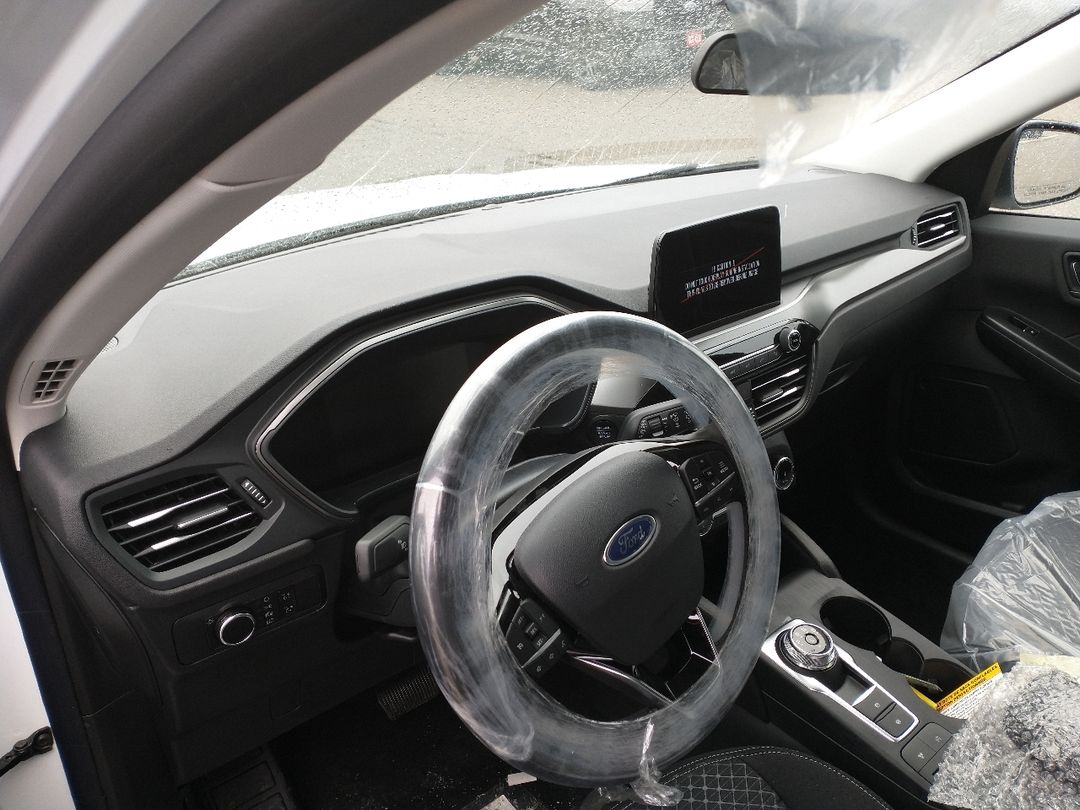 new 2025 Ford Escape car, priced at $36,194
