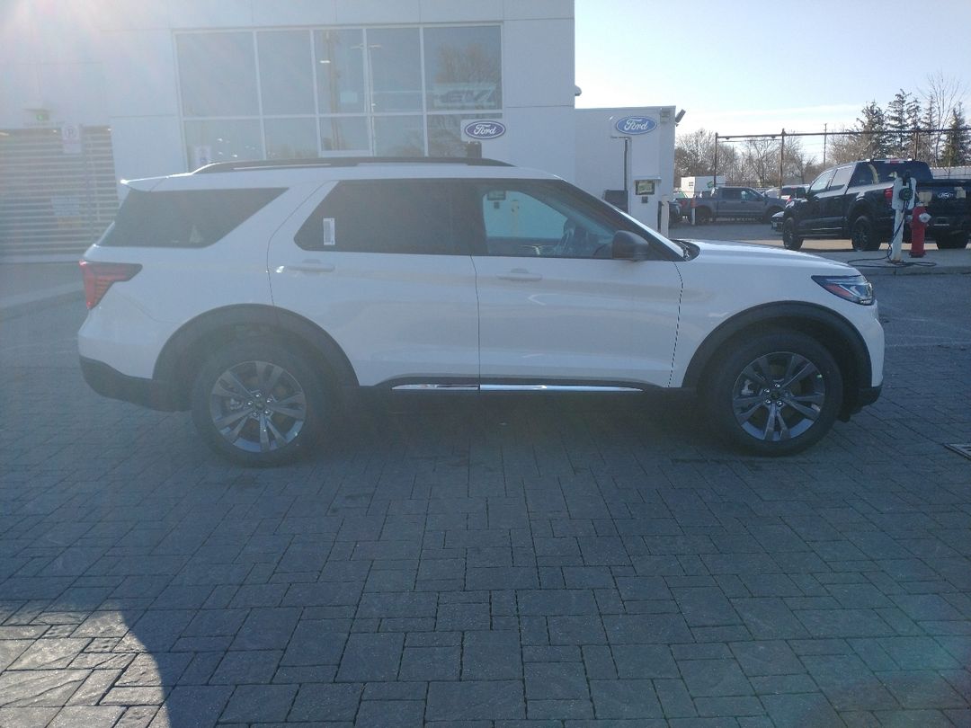 new 2025 Ford Explorer car, priced at $59,079