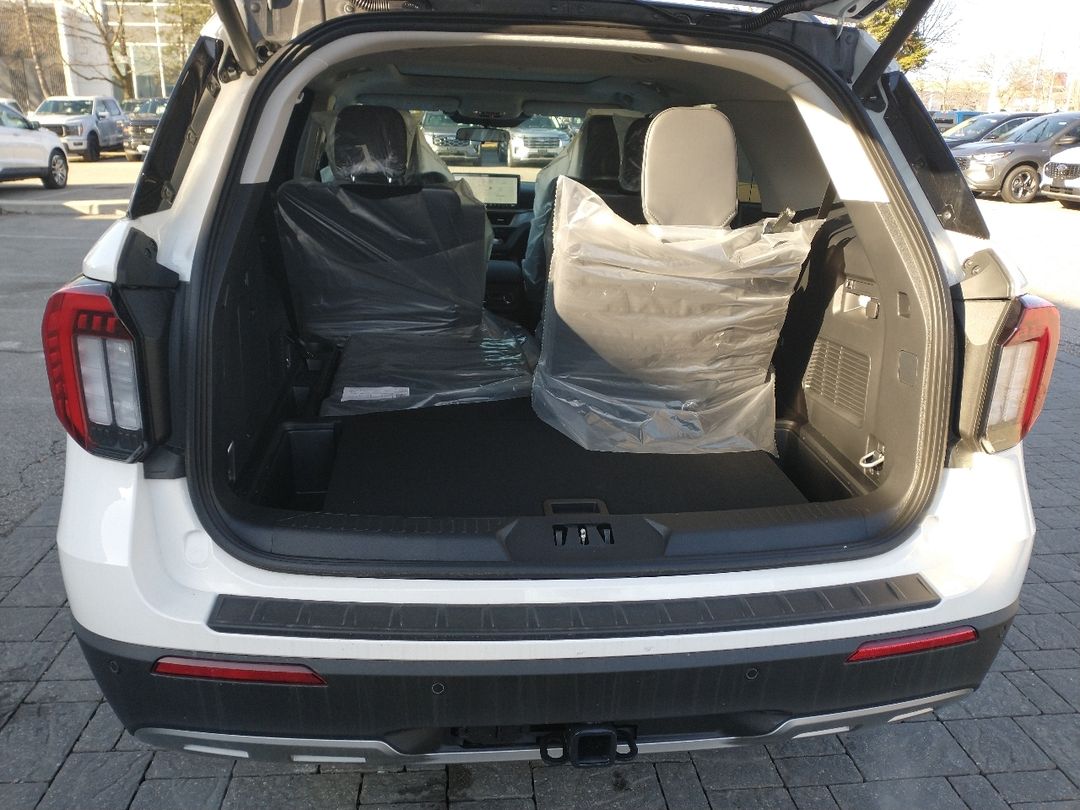new 2025 Ford Explorer car, priced at $59,079