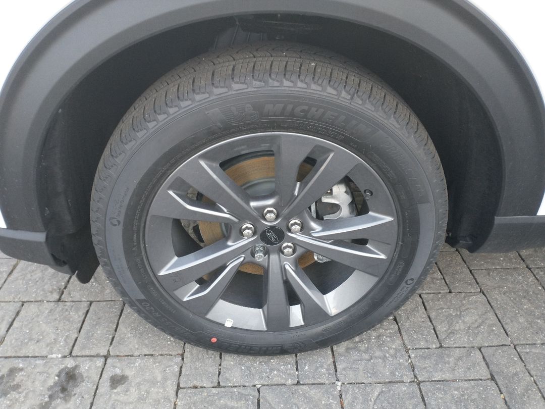 new 2025 Ford Explorer car, priced at $59,079