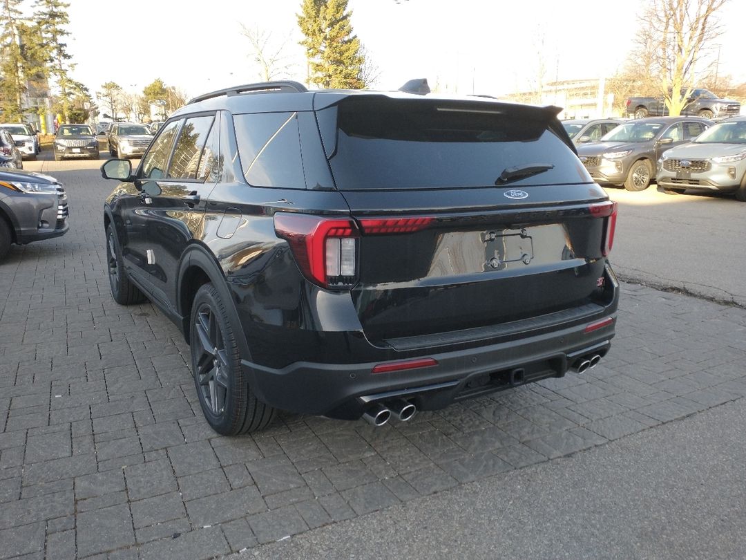 new 2025 Ford Explorer car, priced at $71,980