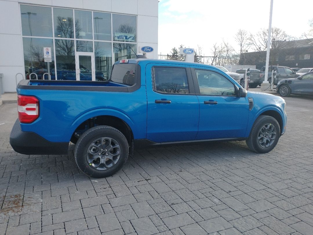 new 2025 Ford Maverick car, priced at $39,295