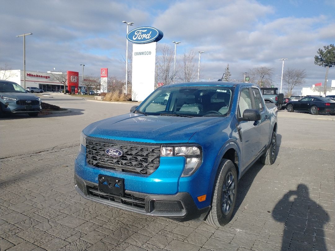 new 2025 Ford Maverick car, priced at $39,295