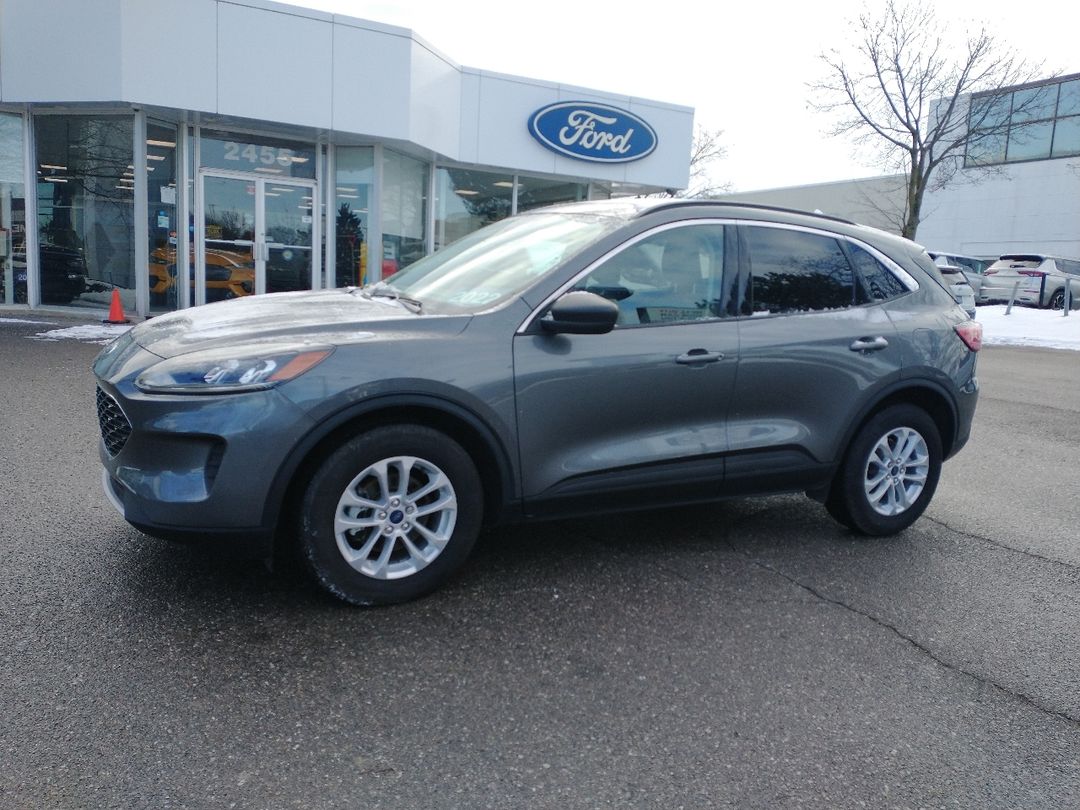 used 2022 Ford Escape car, priced at $27,397