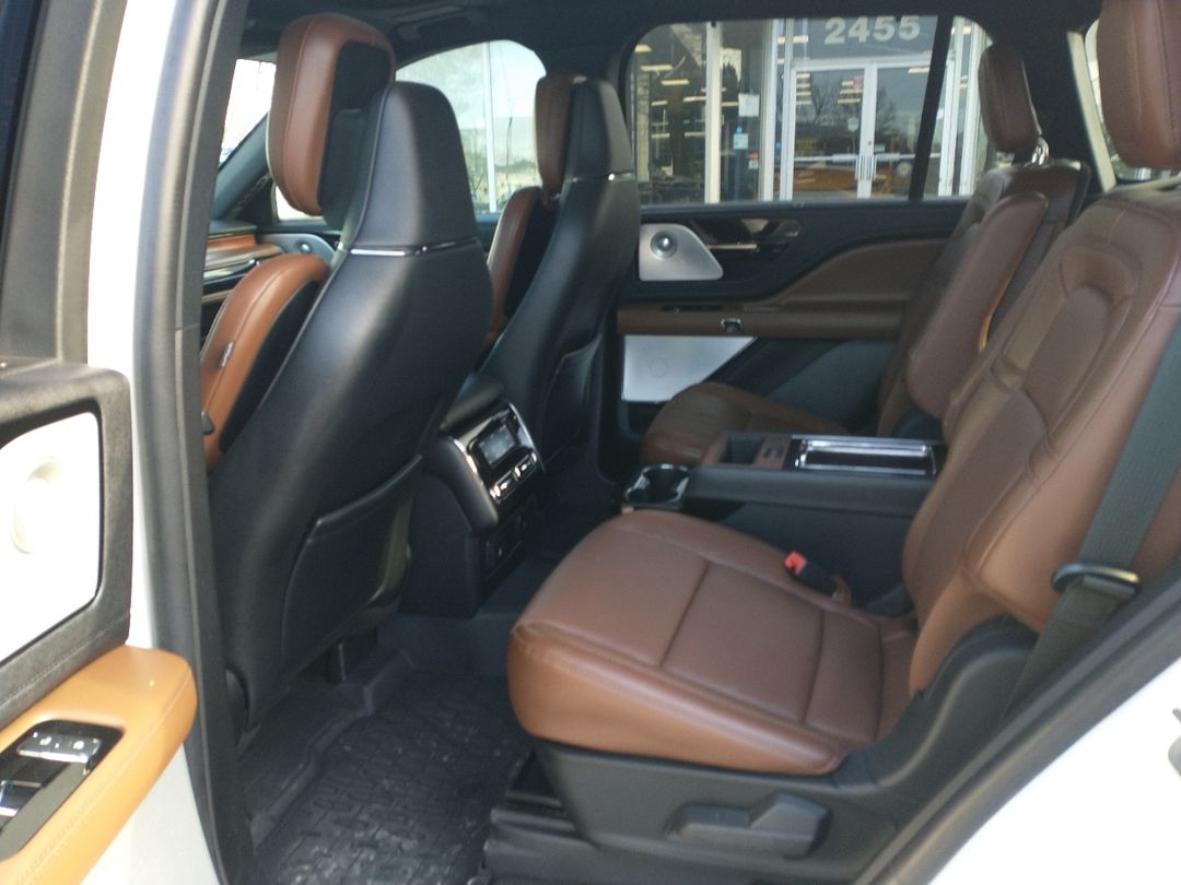 used 2022 Lincoln Aviator car, priced at $57,998