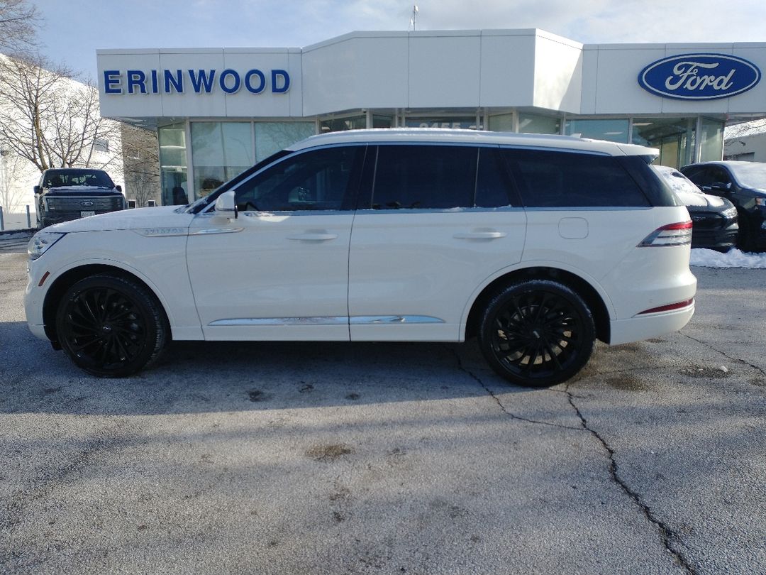 used 2022 Lincoln Aviator car, priced at $57,998