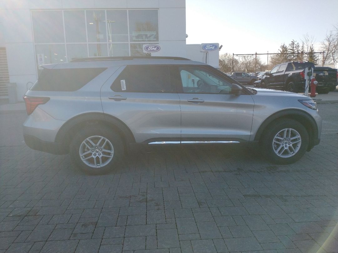 new 2025 Ford Explorer car, priced at $53,030