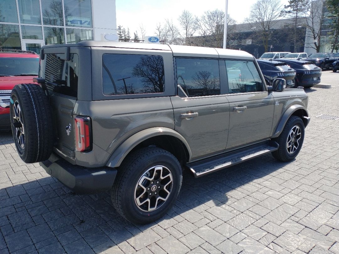 new 2025 Ford Bronco car, priced at $68,660
