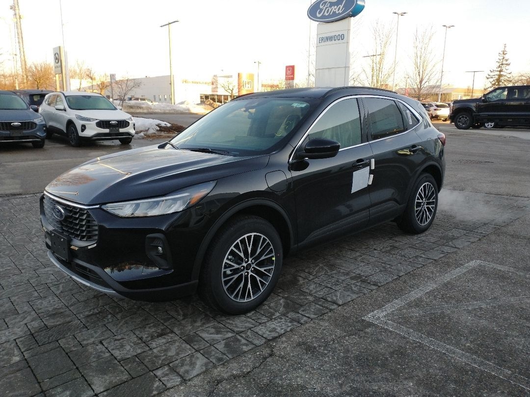 new 2025 Ford Escape car, priced at $39,594