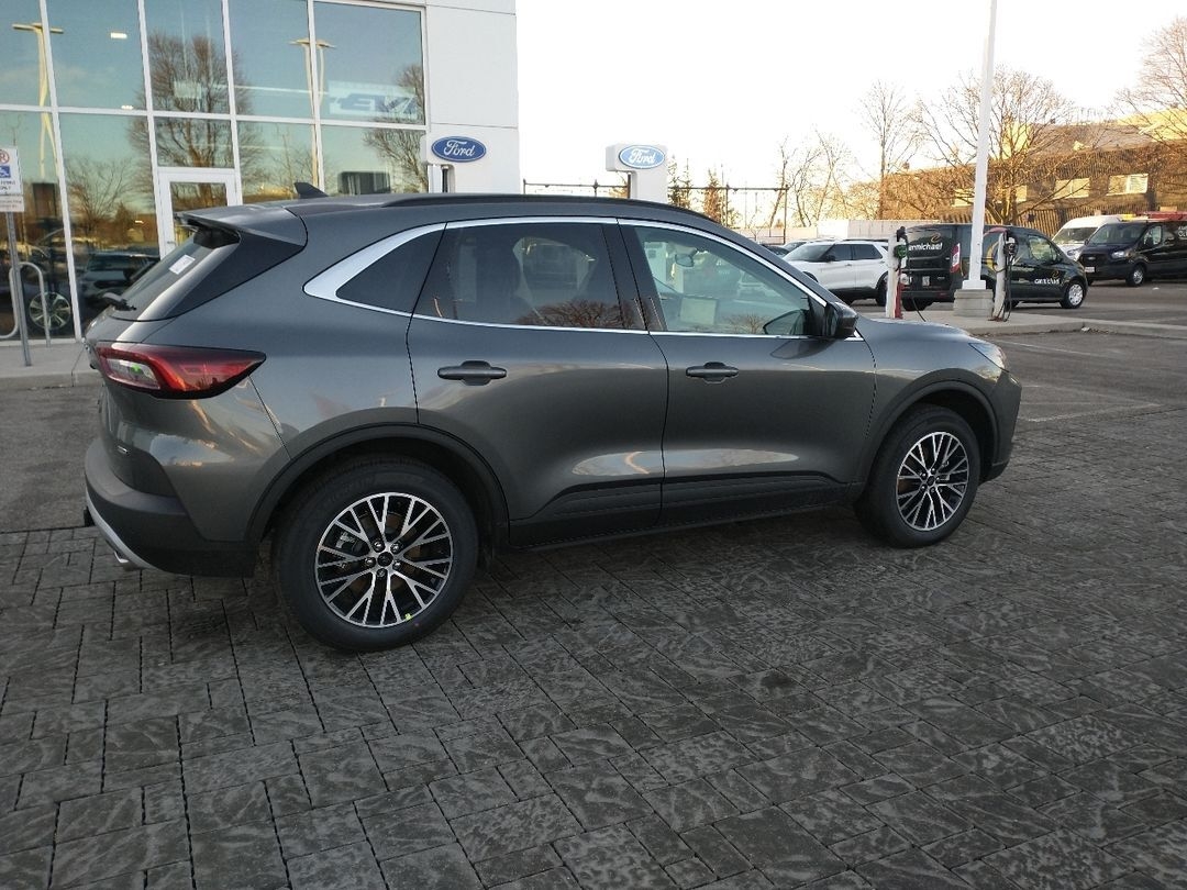 new 2025 Ford Escape car, priced at $39,794