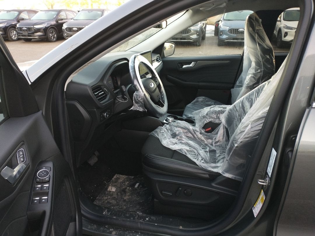 new 2025 Ford Escape car, priced at $39,794
