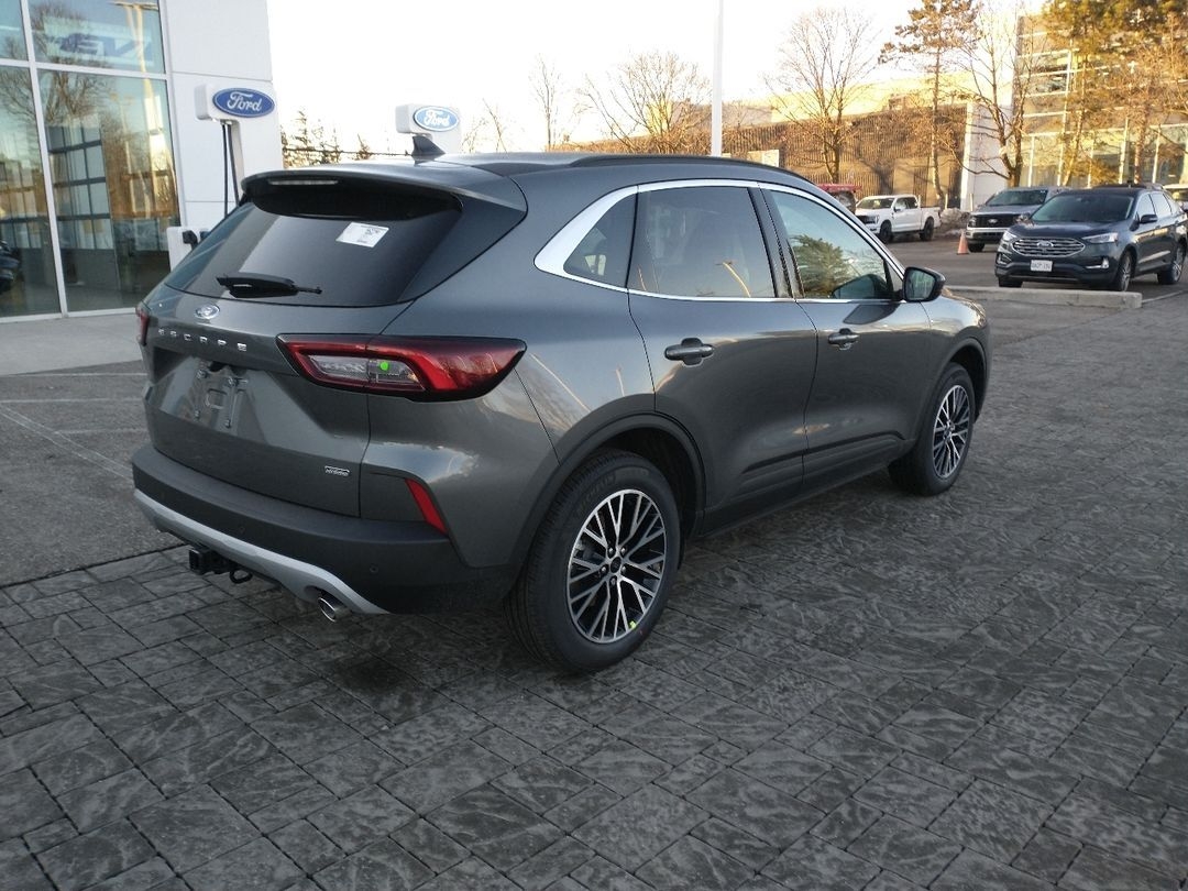 new 2025 Ford Escape car, priced at $39,794
