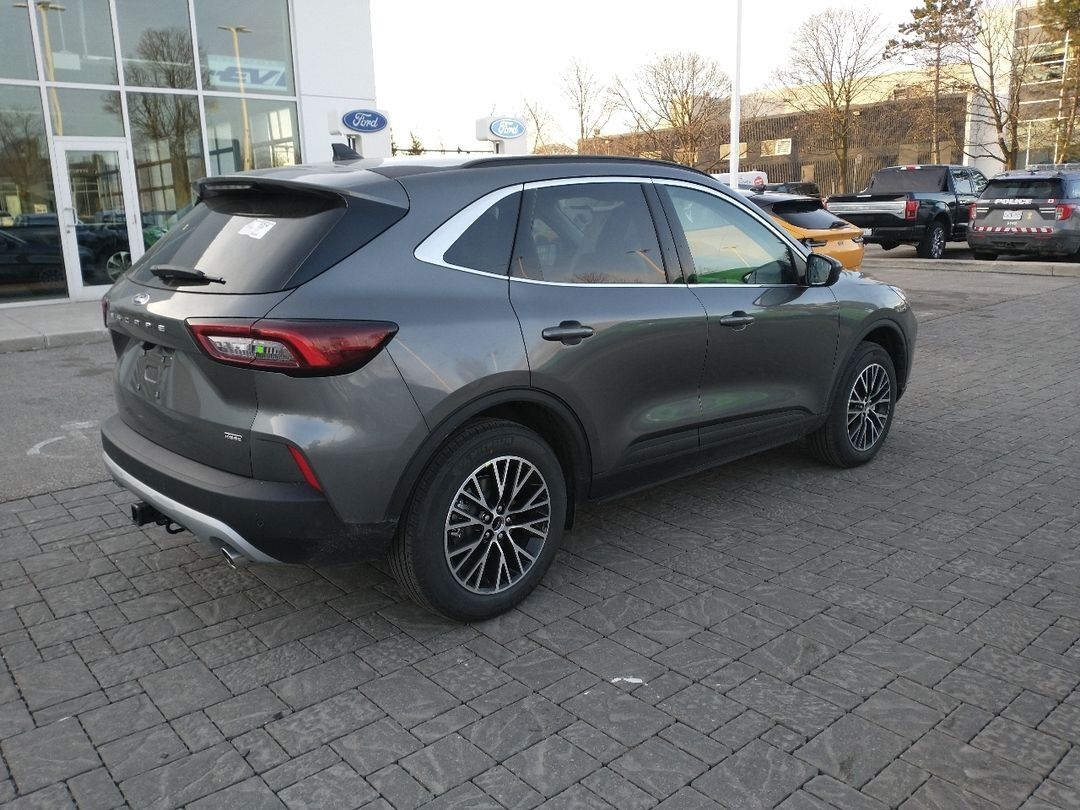 new 2025 Ford Escape car, priced at $40,408