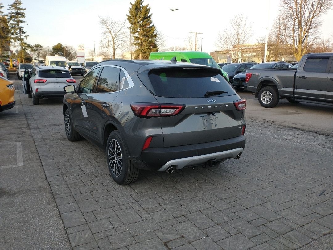 new 2025 Ford Escape car, priced at $40,408