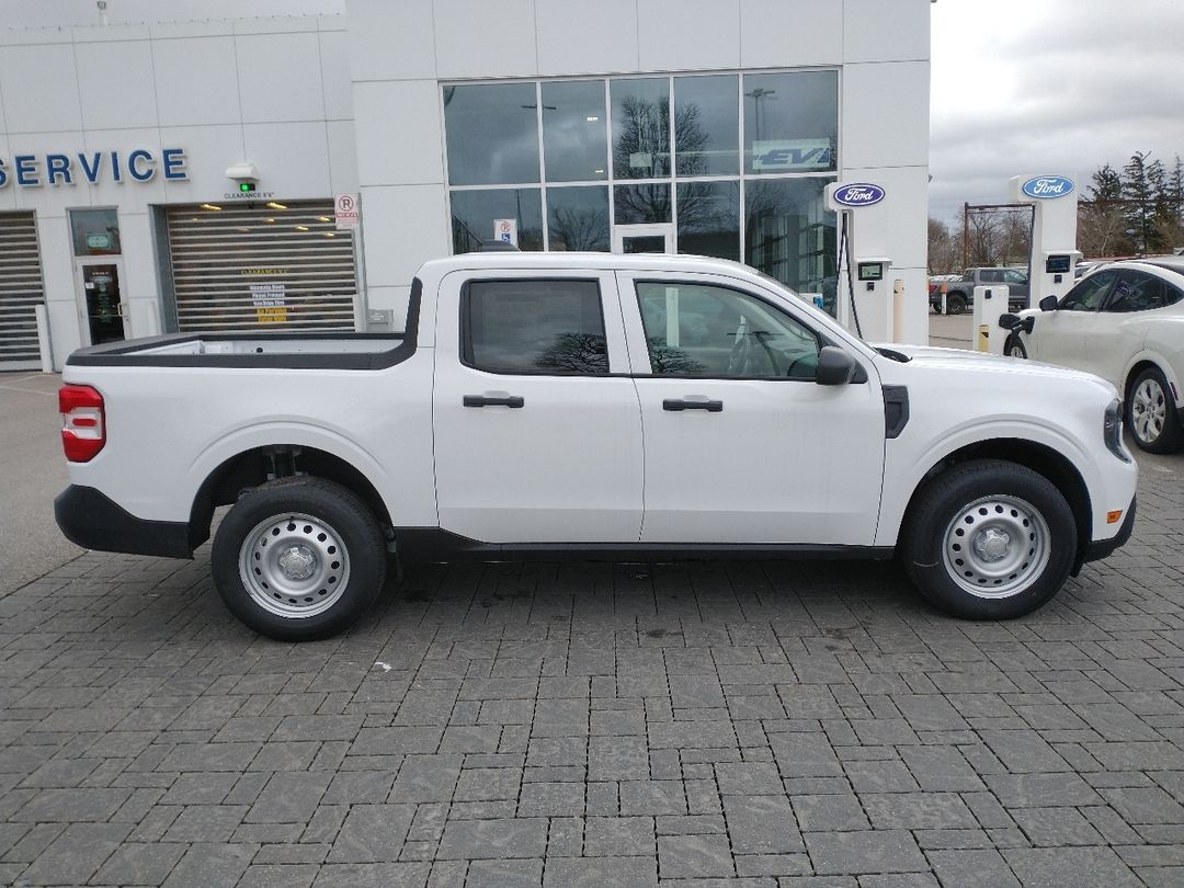 new 2025 Ford Maverick car, priced at $36,995