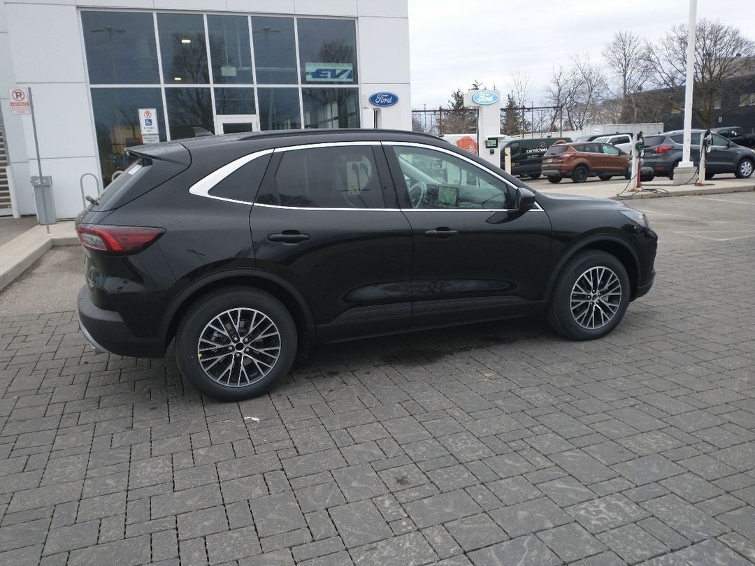 new 2025 Ford Escape car, priced at $39,794