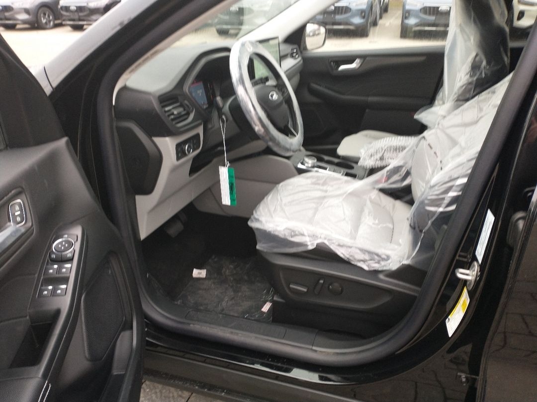 new 2025 Ford Escape car, priced at $39,794