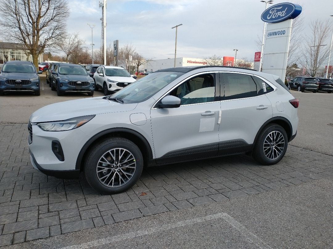new 2025 Ford Escape car, priced at $42,036