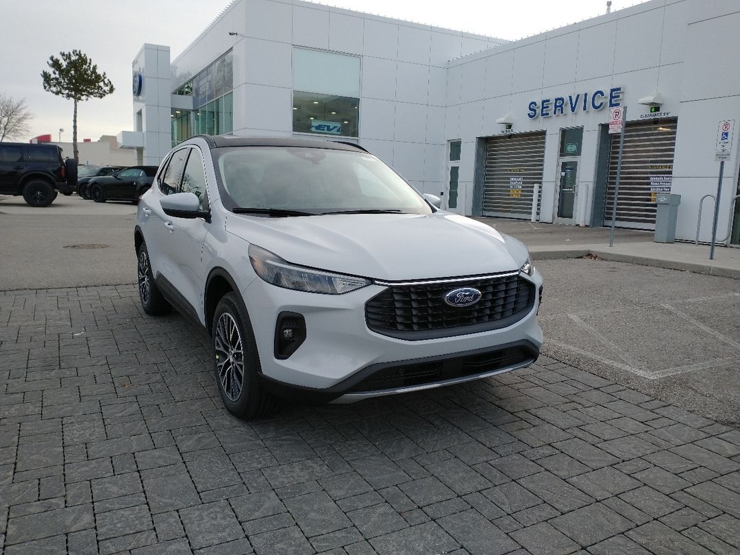 new 2025 Ford Escape car, priced at $42,036