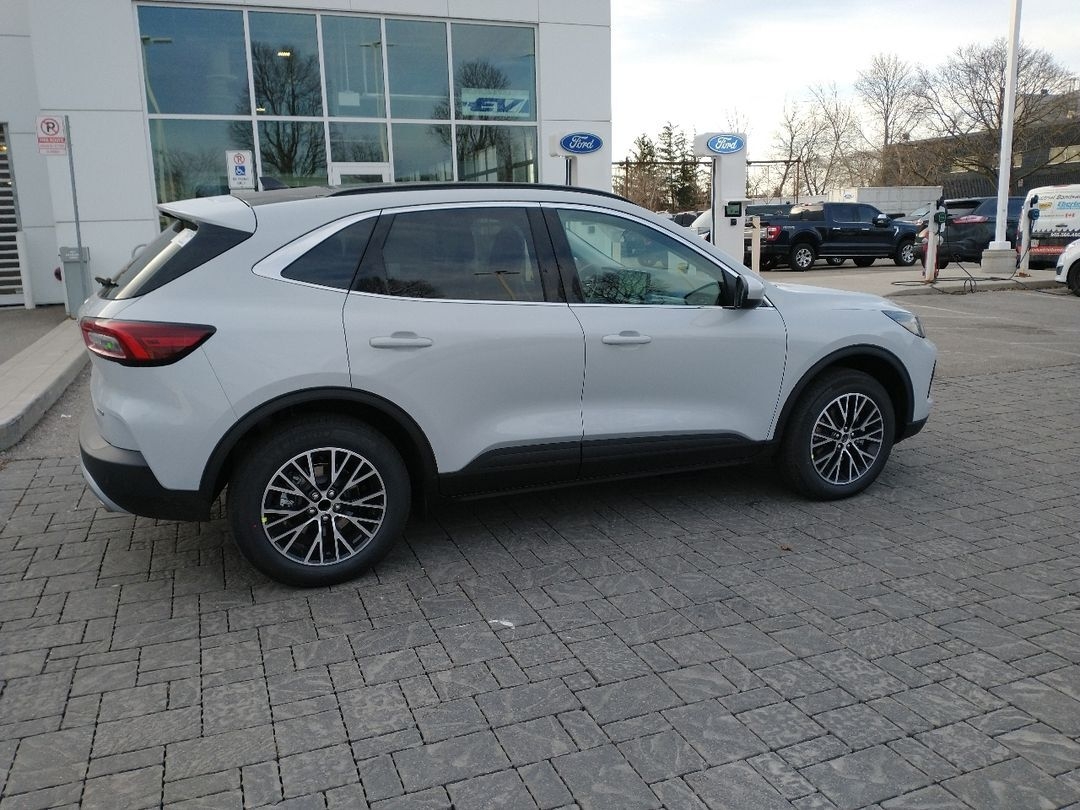 new 2025 Ford Escape car, priced at $42,036