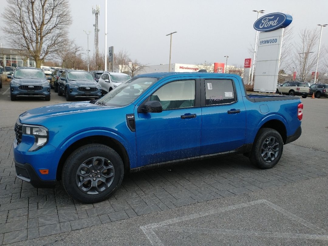 new 2025 Ford Maverick car, priced at $39,695