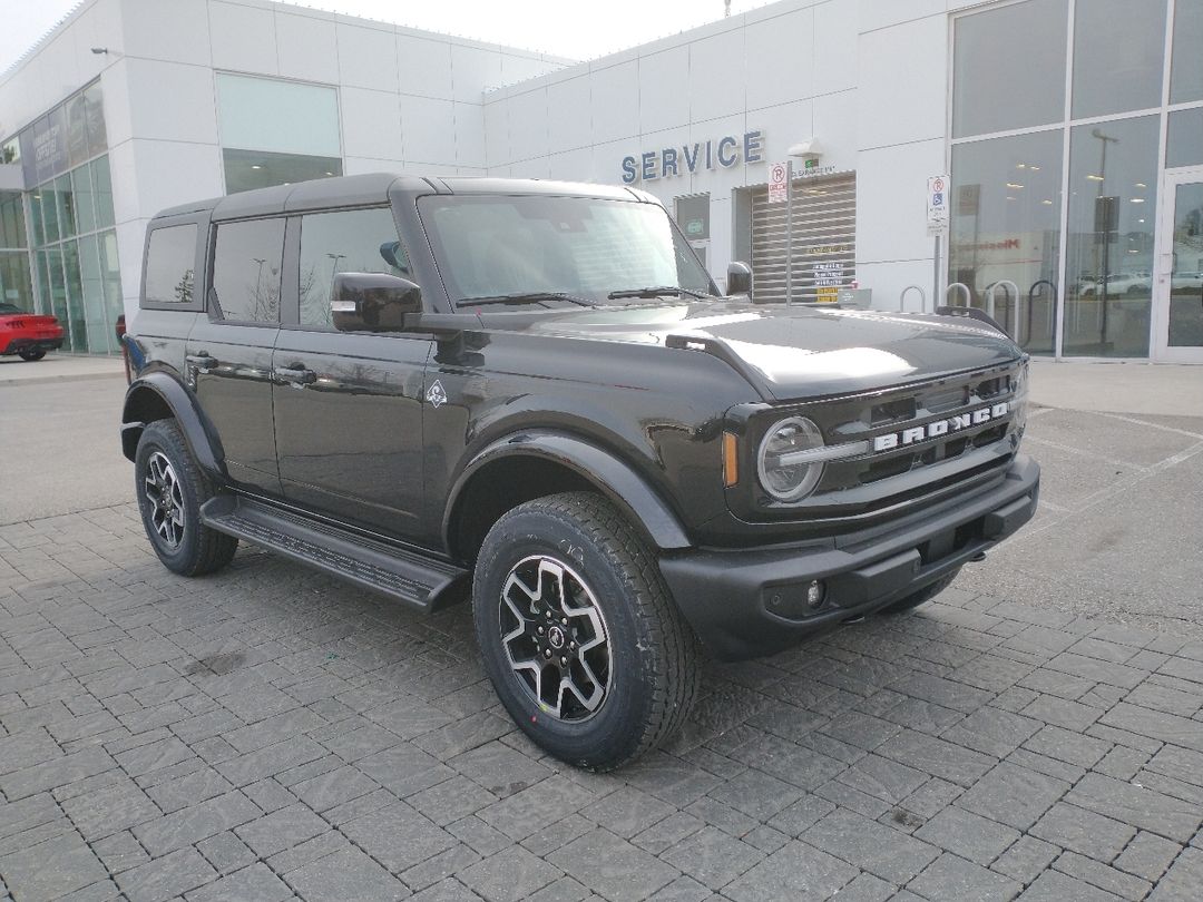 new 2025 Ford Bronco car, priced at $65,880