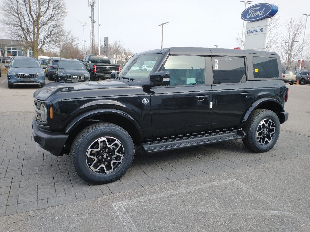 new 2025 Ford Bronco car, priced at $65,880
