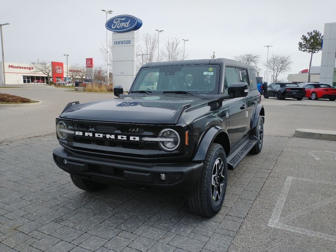 new 2025 Ford Bronco car, priced at $65,880