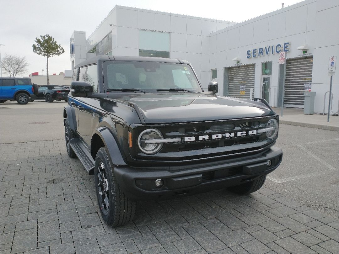 new 2025 Ford Bronco car, priced at $65,880