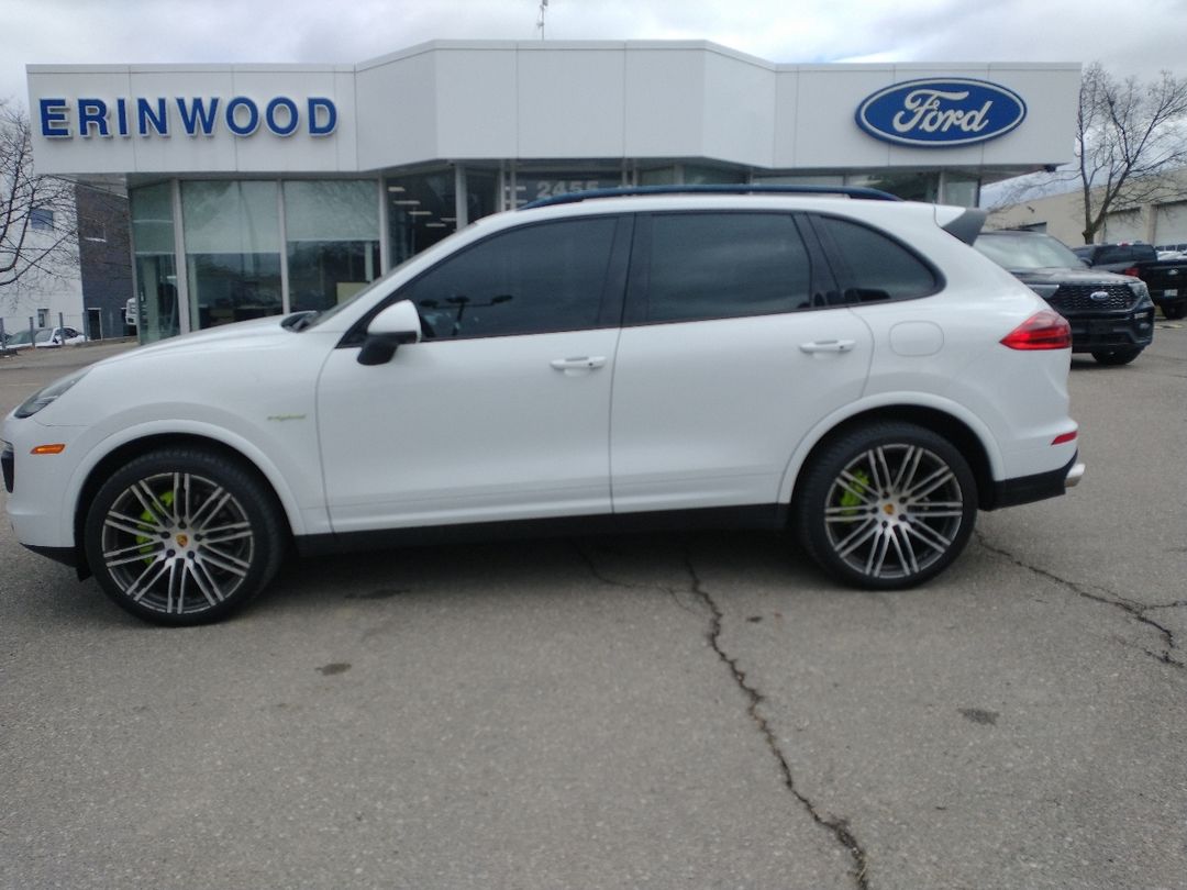used 2017 Porsche Cayenne car, priced at $29,998