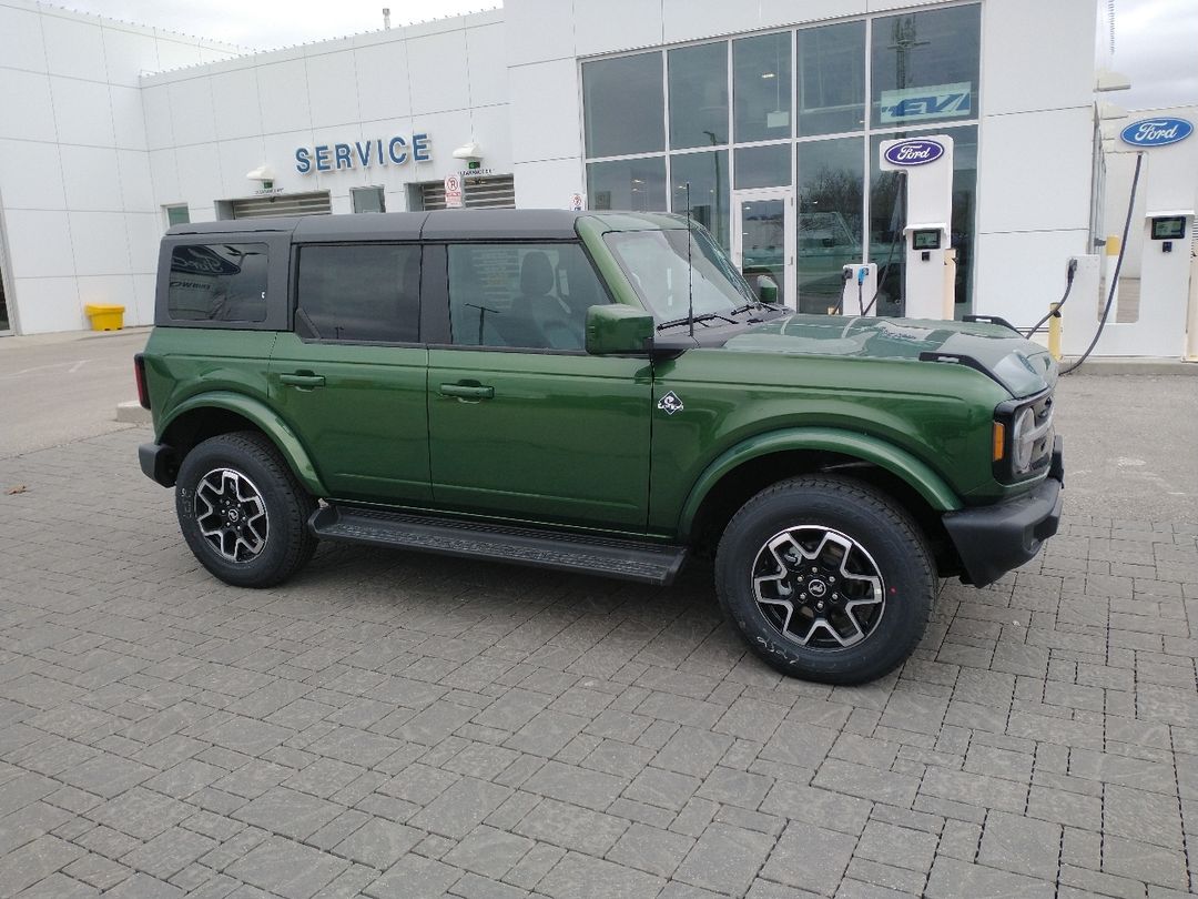 new 2025 Ford Bronco car, priced at $66,315