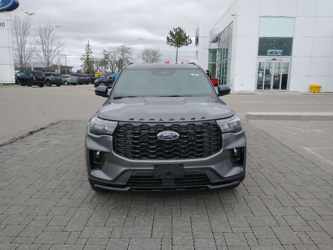 new 2025 Ford Explorer car, priced at $61,115