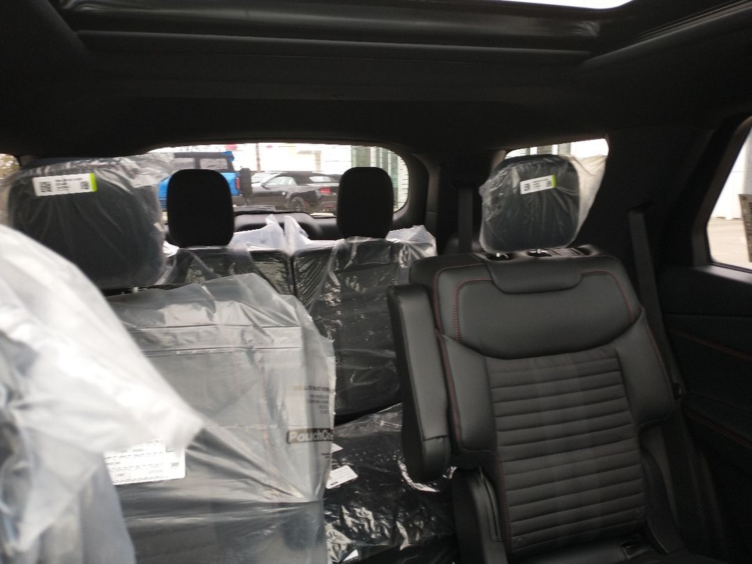 new 2025 Ford Explorer car, priced at $61,115