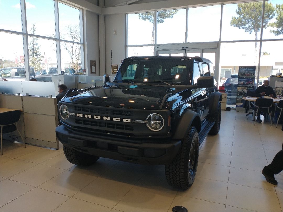 new 2025 Ford Bronco car, priced at $63,715
