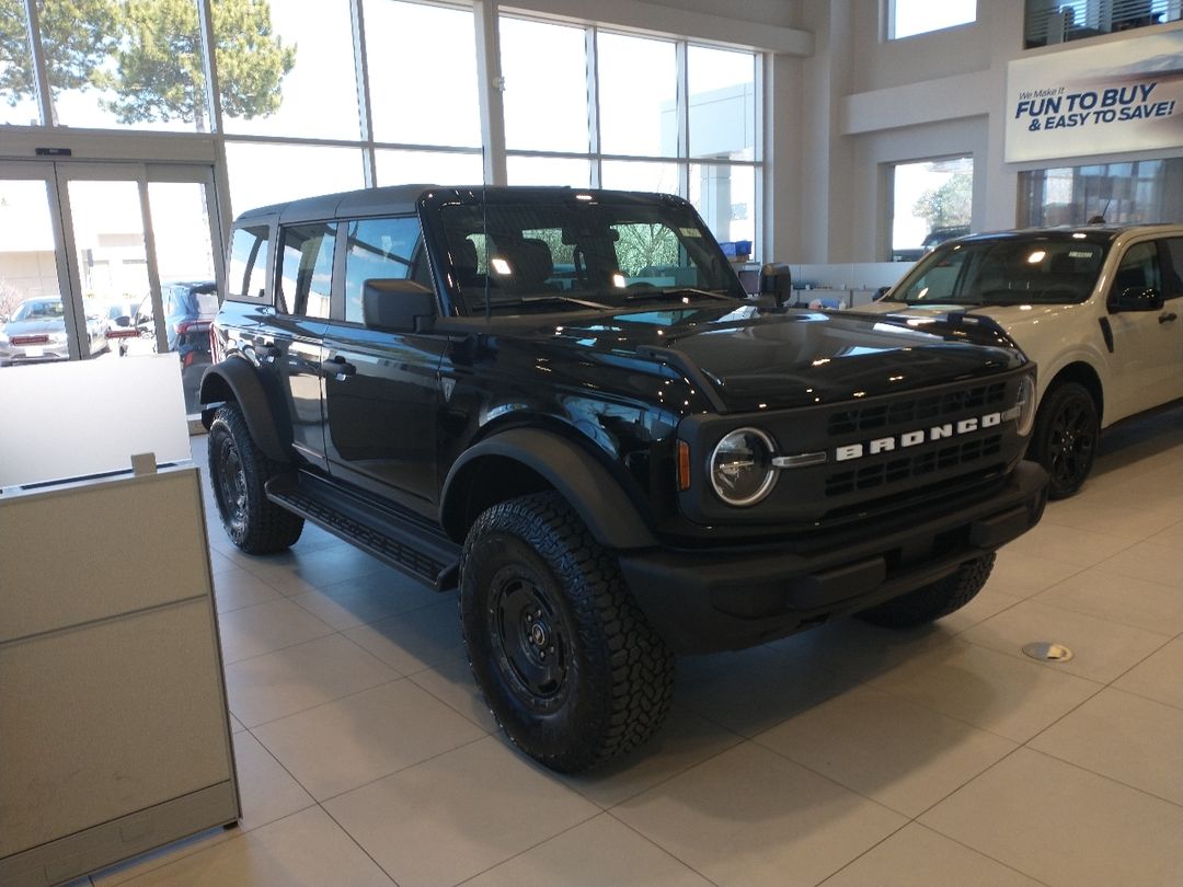 new 2025 Ford Bronco car, priced at $63,715