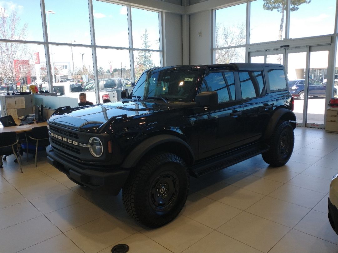 new 2025 Ford Bronco car, priced at $63,715