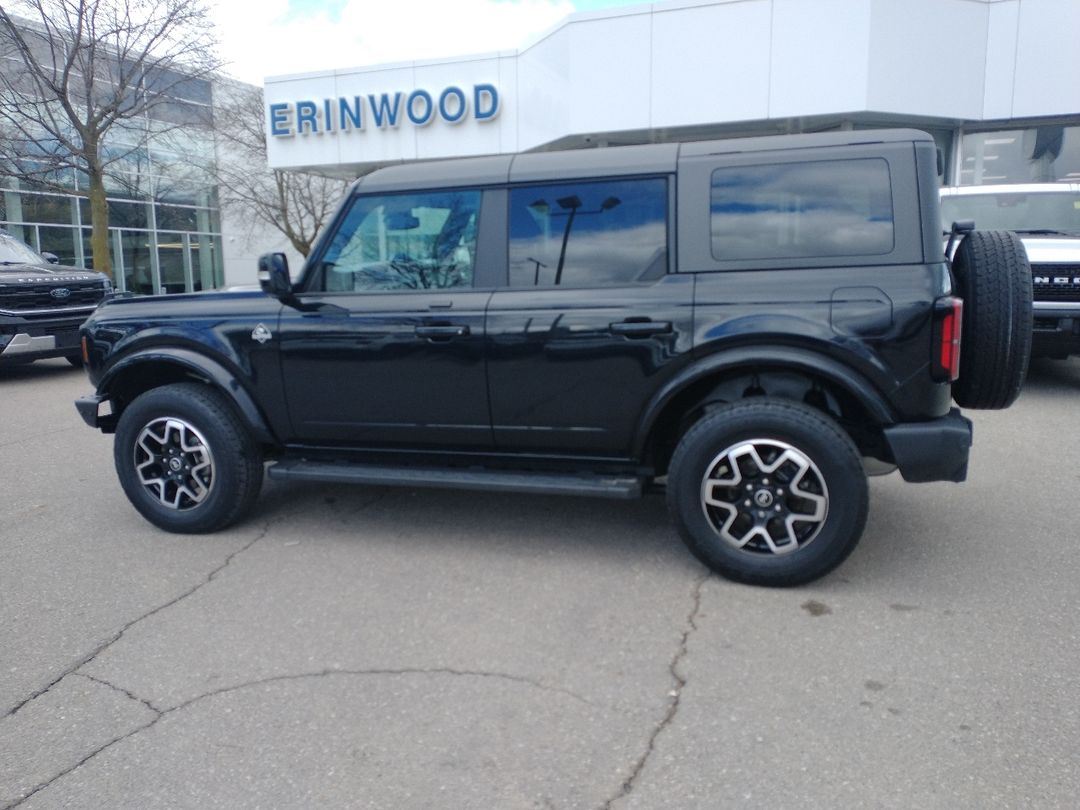 used 2022 Ford Bronco car, priced at $49,998
