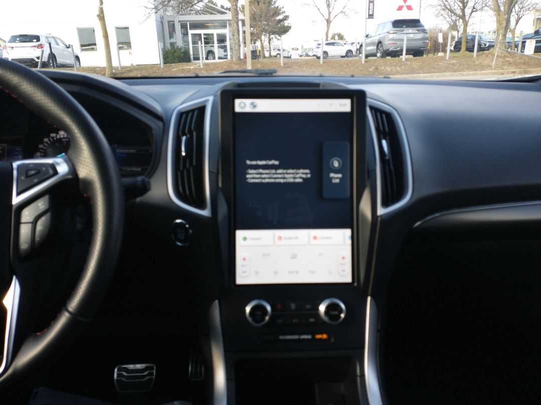 used 2022 Ford Edge car, priced at $37,998
