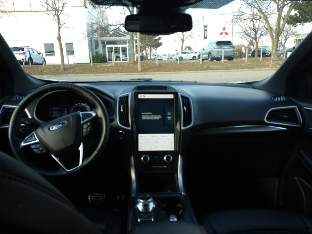 used 2022 Ford Edge car, priced at $37,998