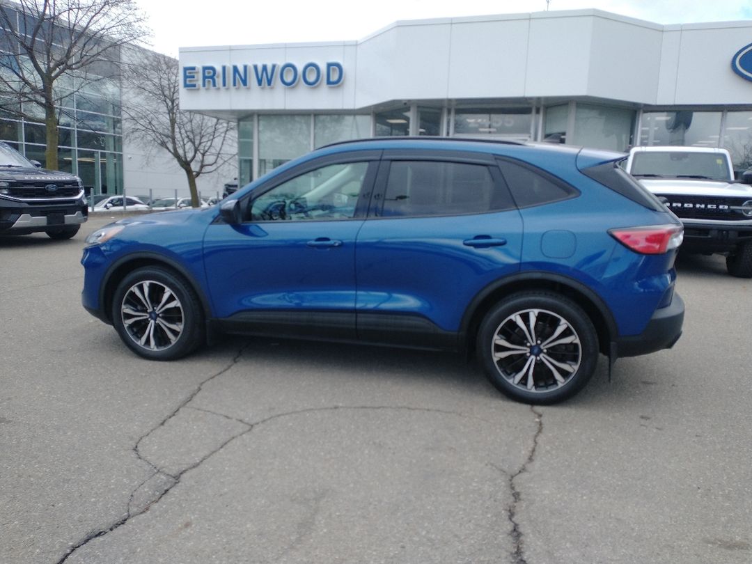 used 2022 Ford Escape car, priced at $31,998